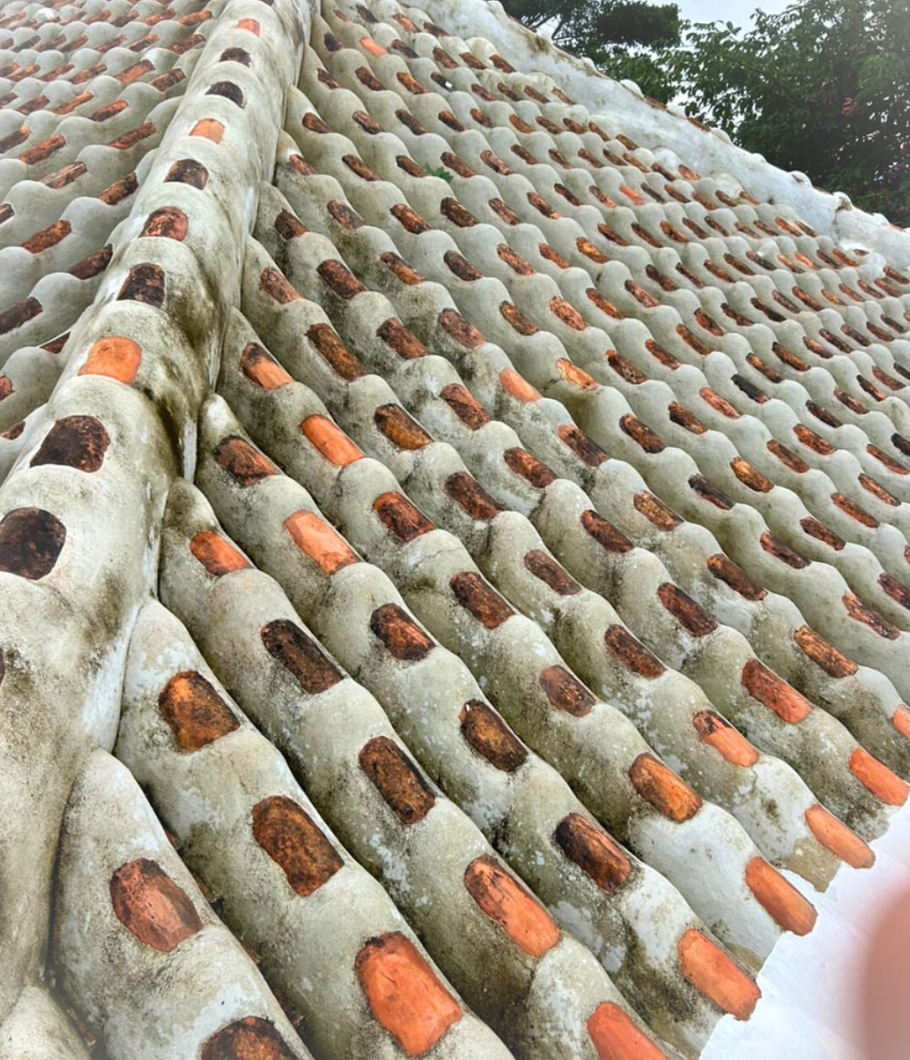 屋根塗装施工前 沖縄